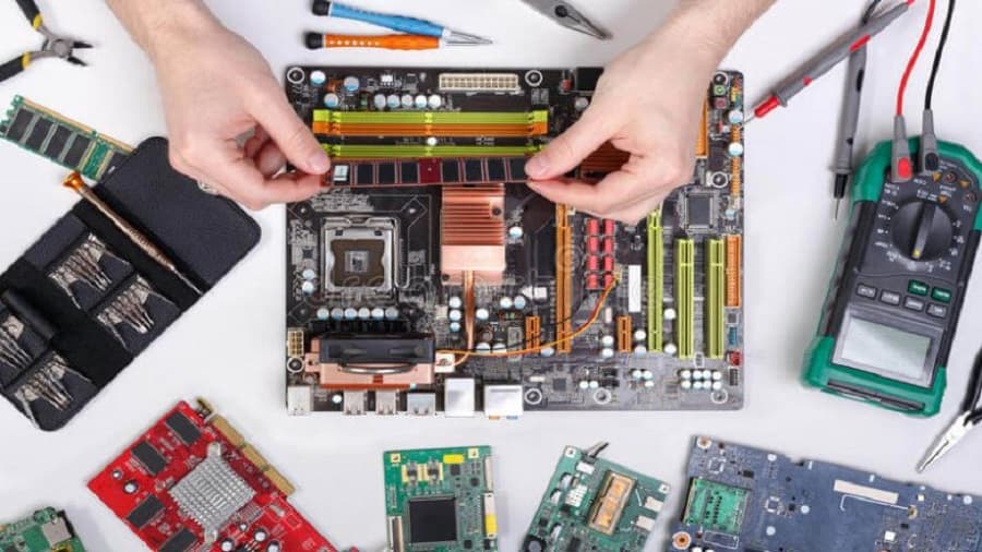 چگونه مادربرد را بدون CPU تست کنیم؟